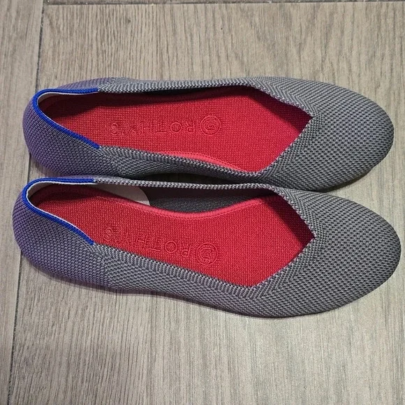 Rothy's The Flat in Pebble Grey with Red, Lightly Used, Almost New, Size 7.5 - Picture 2 of 12
